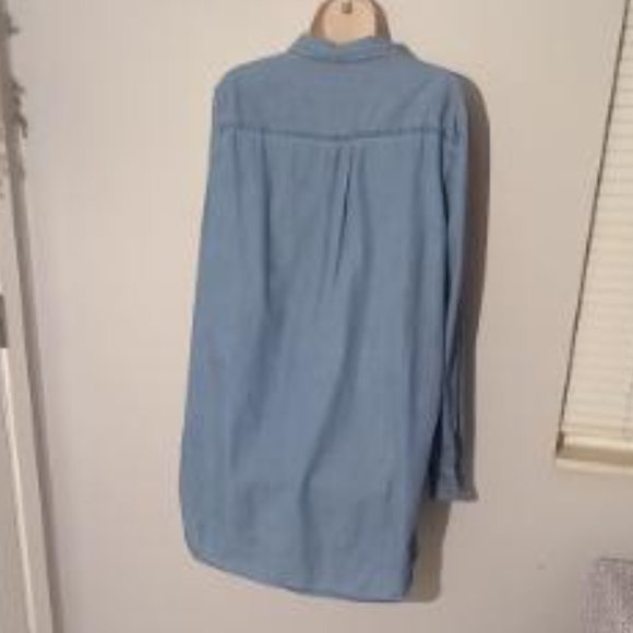 Long 33" Denim Long Sleeves Button Down Shirt - Picture 3 of 5